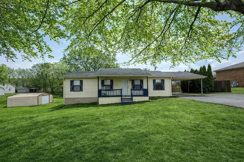 645 Chitwood Dr, Lafayette, TN 37083