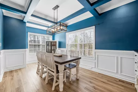 Dining - 1663 Southside Rd, Southside, TN 37171 photo 1 of 2