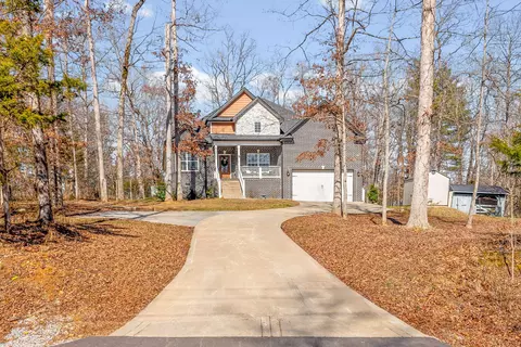 Exterior - 1663 Southside Rd, Southside, TN 37171 photo 2 of 15