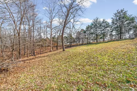 Exterior - 1663 Southside Rd, Southside, TN 37171 photo 14 of 15