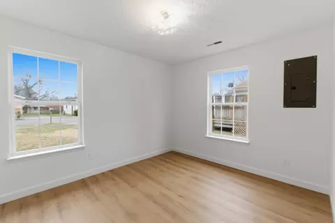 Bedroom - 507 E State St, Murfreesboro, TN 37130 photo 1 of 5
