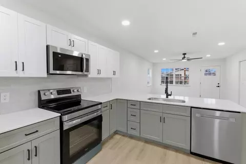 Kitchen - 507 E State St, Murfreesboro, TN 37130 photo 3 of 3