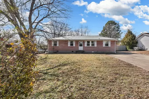 734 Lafayette Rd, Clarksville, TN 37042