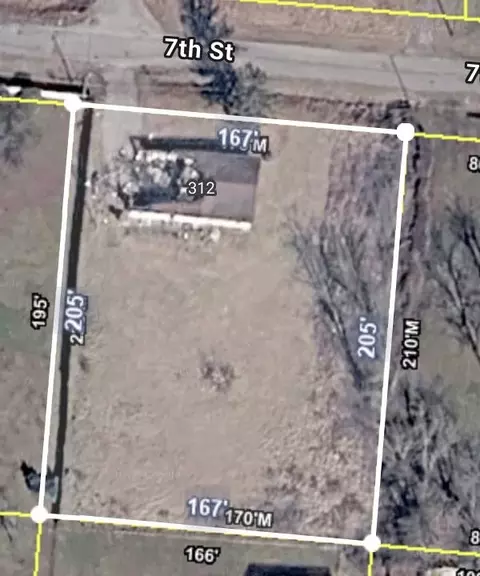 312 7th St, Tracy City, TN 37387