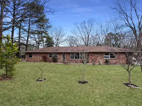 1308 Royal Trl, Manchester, TN 37355