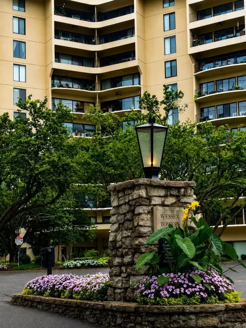 6666 Brookmont Ter #208, Nashville, TN 37205