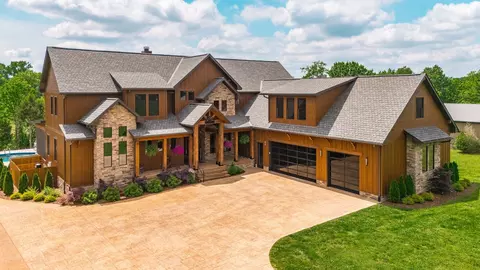 324 Lakeview Rd, Gallatin, TN 37066