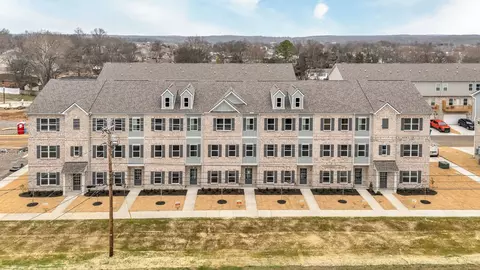 129 Rosebush Ln, Lebanon, TN 37087