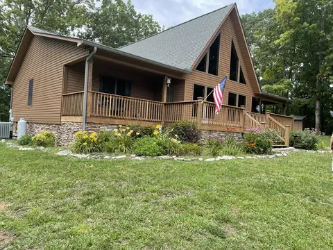 110 Terry Ln, Benton, TN 37307