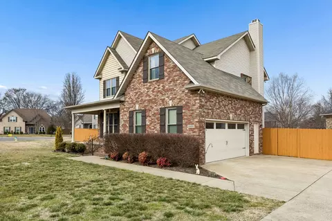 Exterior - 2820 Maylon Dr, Murfreesboro, TN 37128 photo 3 of 11