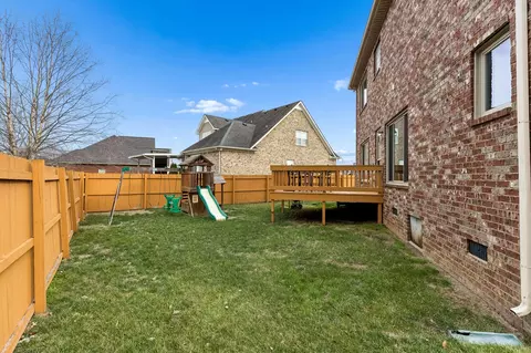 Exterior - 2820 Maylon Dr, Murfreesboro, TN 37128 photo 2 of 11
