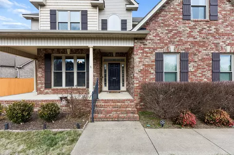 Exterior - 2820 Maylon Dr, Murfreesboro, TN 37128 photo 5 of 11
