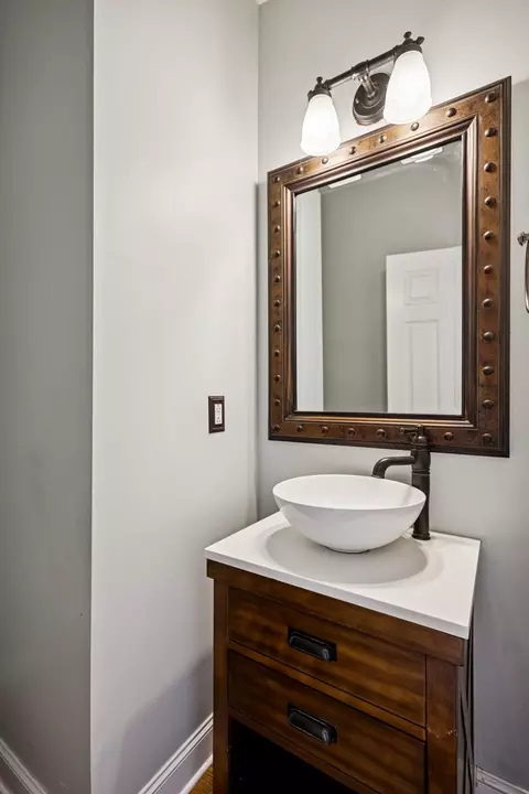 Bath - 2820 Maylon Dr, Murfreesboro, TN 37128 photo 1 of 6