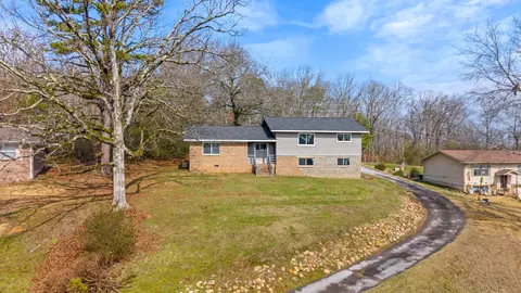 5065 Shoals Ln, Chattanooga, TN 37416