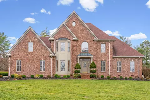 1312 Shallow Lake Cir, Hopkinsville, KY 42240