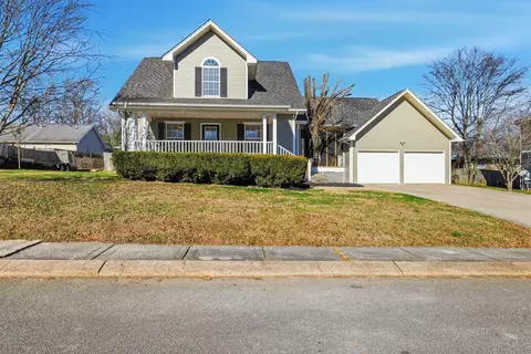 102 Dogwood Trl, Chickamauga, GA 30707