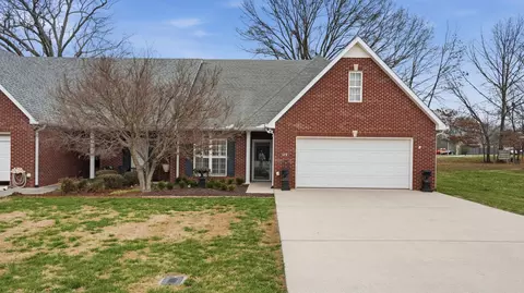 120 Greystone Pl, Tullahoma, TN 37388
