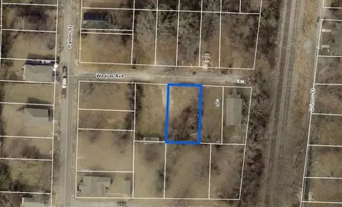 275 Weaver St, Memphis, TN 38106