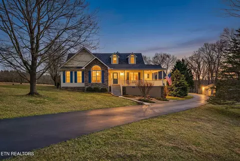 976 Ottoma Dr, Crossville, TN 38555