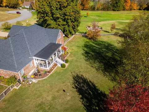 Exterior - 2003 Tammy Dr, Springfield, TN 37172 photo 9 of 17