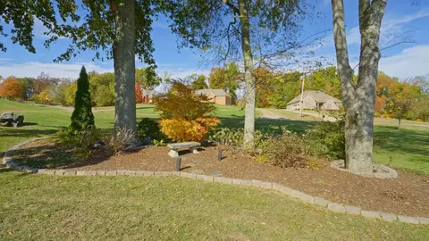 Exterior - 2003 Tammy Dr, Springfield, TN 37172 photo 6 of 17