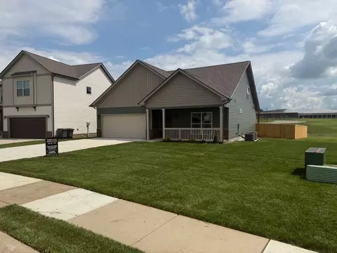 1064 Cherry Blossom Ln, Clarksville, TN 37040