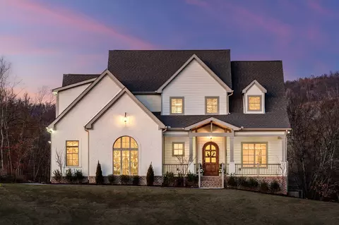 4289 Moore Ln, Culleoka, TN 38451