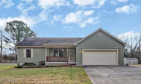 365 E Mayland Dr, Crossville, TN 38571
