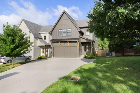 2610 Barclay Dr # A, Nashville, TN 37206