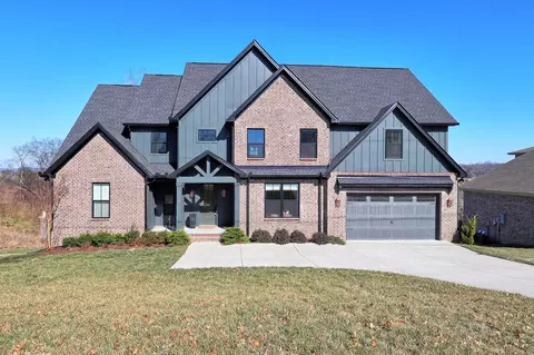 2114 Alpine Dr, Columbia, TN 38401