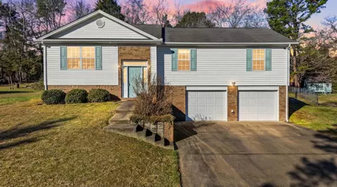 8921 Bramlett Rd, Harrison, TN 37341
