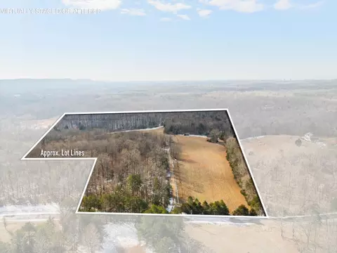 7630 Strawberry Estates Dr, Georgetown, TN 37336