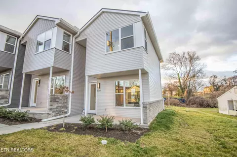 2330 NE Money Place Pl, Knoxville, TN 37917