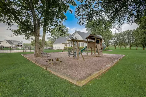 Exterior - 5517 Sinclair St, Murfreesboro, TN 37127 photo 8 of 8