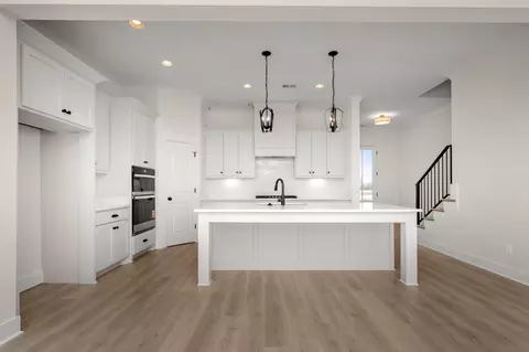 Kitchen - 5517 Sinclair St, Murfreesboro, TN 37127 photo 2 of 4