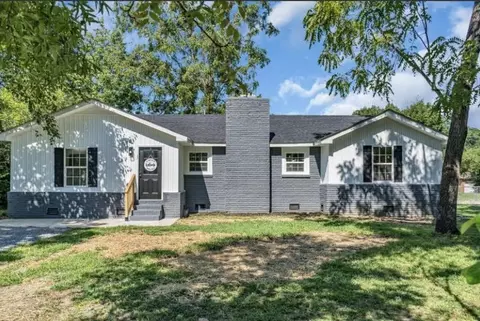 208 Bragg Cir, Tullahoma, TN 37388
