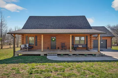 108 Crestview Ln, Livingston, TN 38570