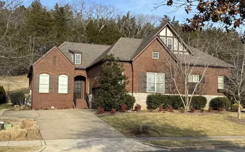 129 Tara Ln, Goodlettsville, TN 37072
