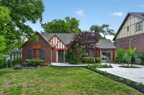502 32nd Ave S, Nashville, TN 37212