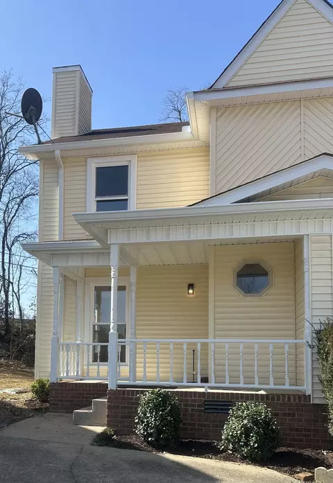 1010 Silver Point Dr, Murfreesboro, TN 37130