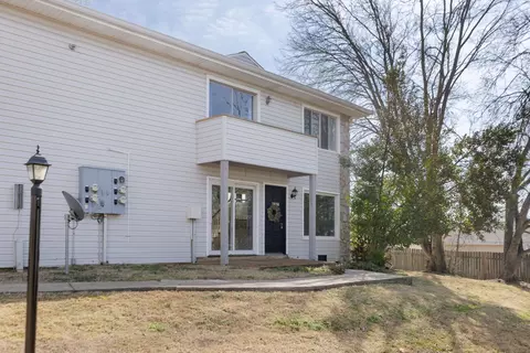 810 Bellevue Rd #207, Nashville, TN 37221