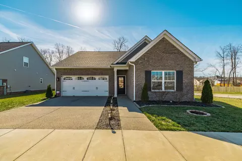 150 Crabourne Dr, White House, TN 37188