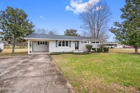 122 Hillcrest Dr, Englewood, TN 37329
