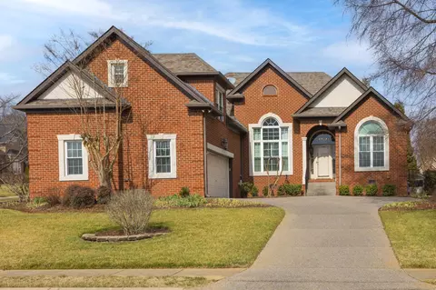 104 Stoneway, Hendersonville, TN 37075