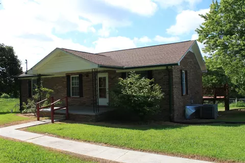 6923 Old Mill Hill Rd, Dowelltown, TN 37059