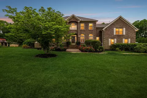 105 Steeplechase Ln, Nashville, TN 37221