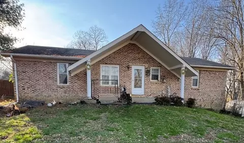 2332 Huckaby Rd, Columbia, TN 38401