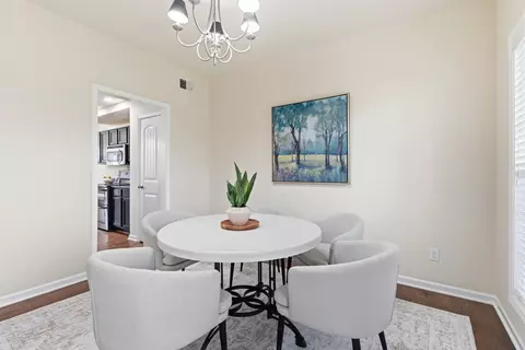 Dining - 4007 Pendleton Dr, Spring Hill, TN 37174 photo 2 of 5