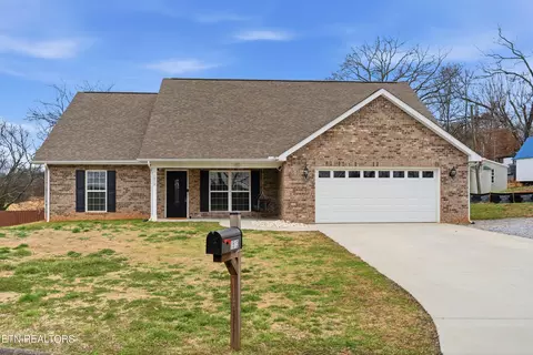 1513 John Sparks Dr, Friendsville, TN 37737