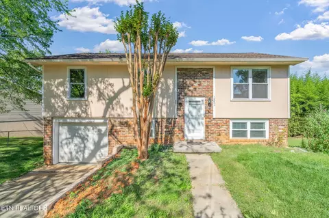 1321 Scotsbury Cir, Knoxville, TN 37919